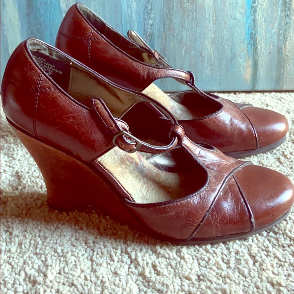 Light brown wedge heels